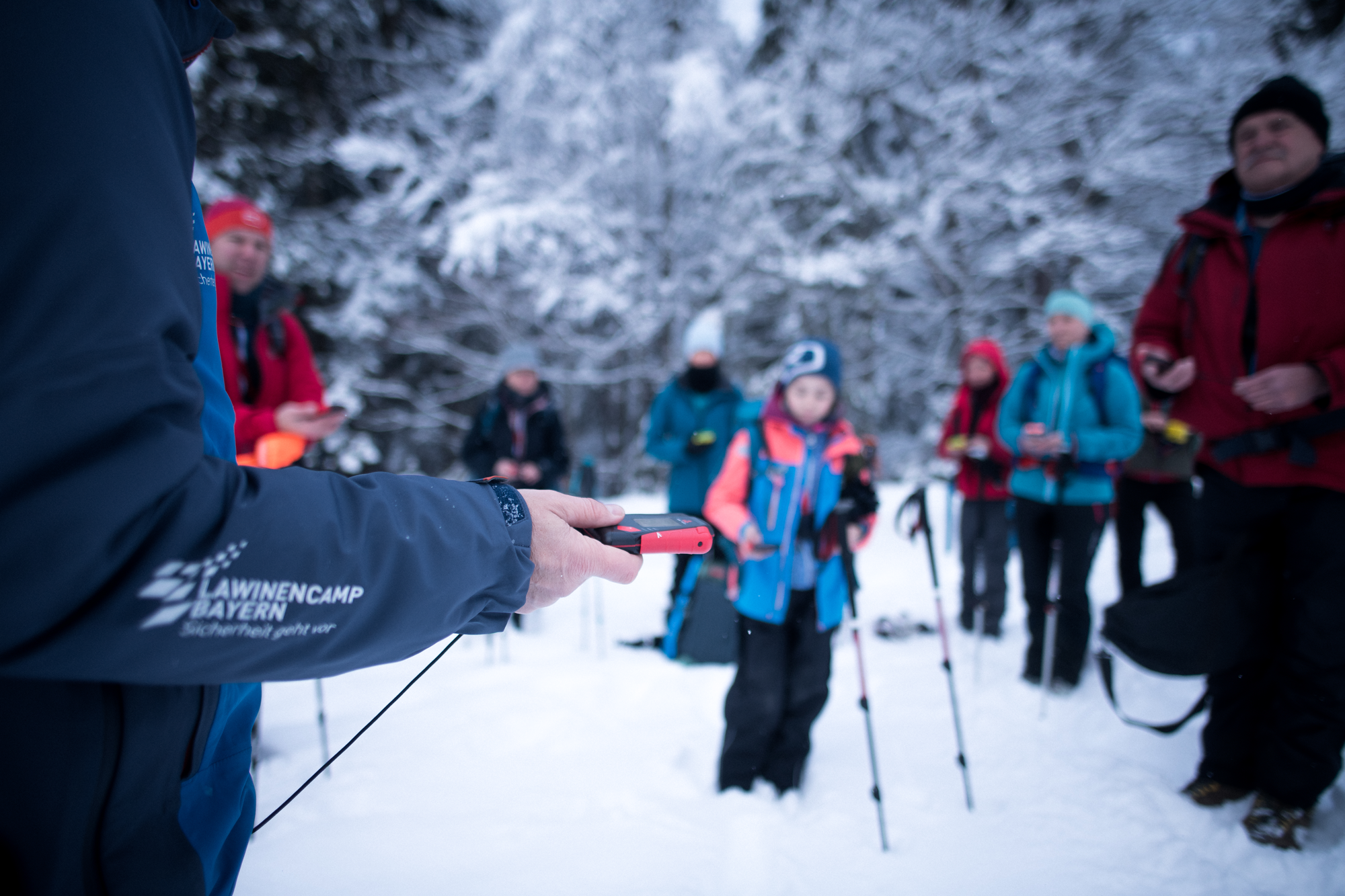 CAMP 6: LAWINENKURS KOMPAKT - SCHNEESCHUHTOUR